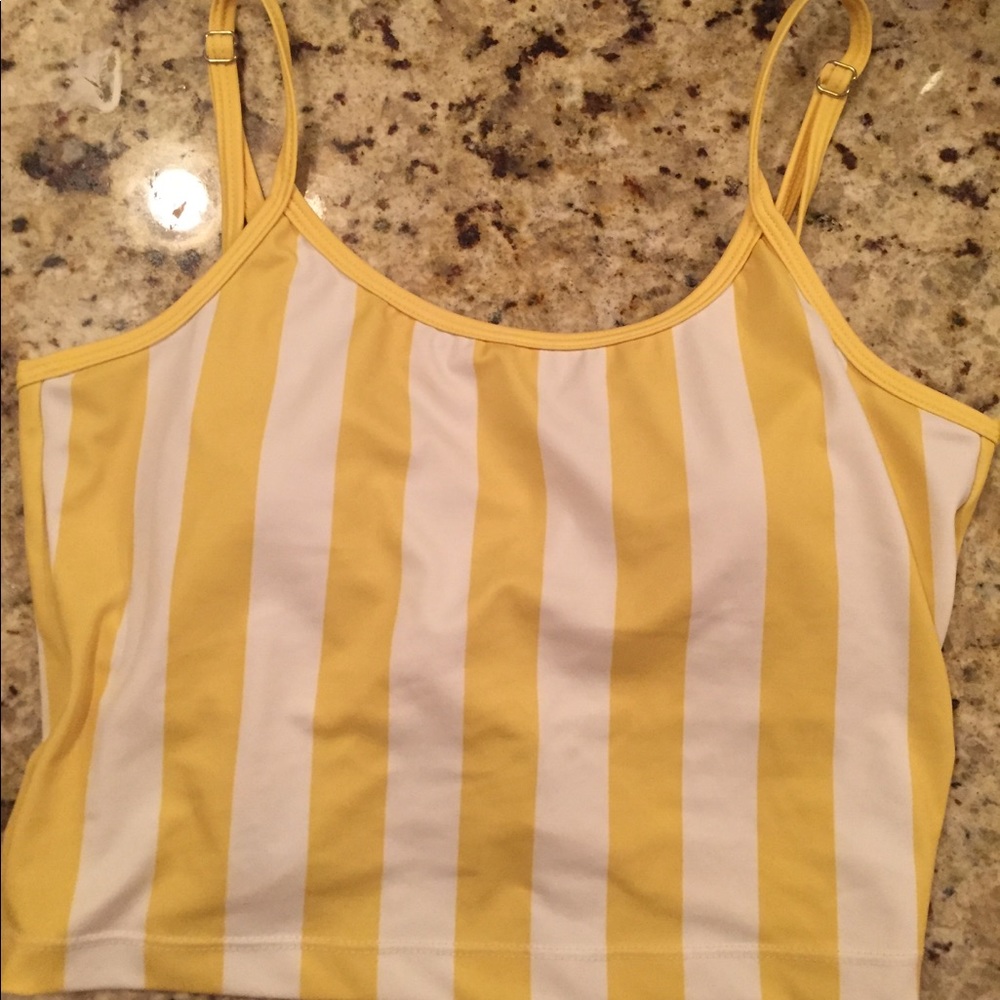 Kortni Jeane yellow stripe latter-back top